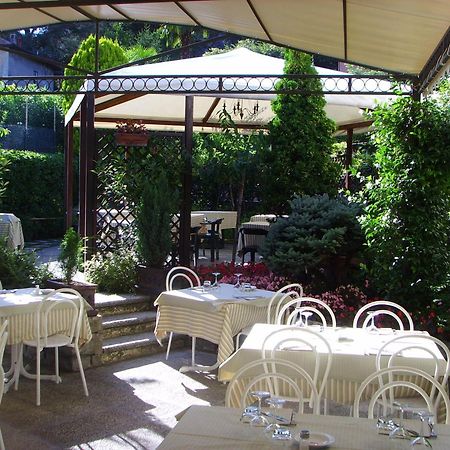 Albergo Giardino 케르노비오 외부 사진