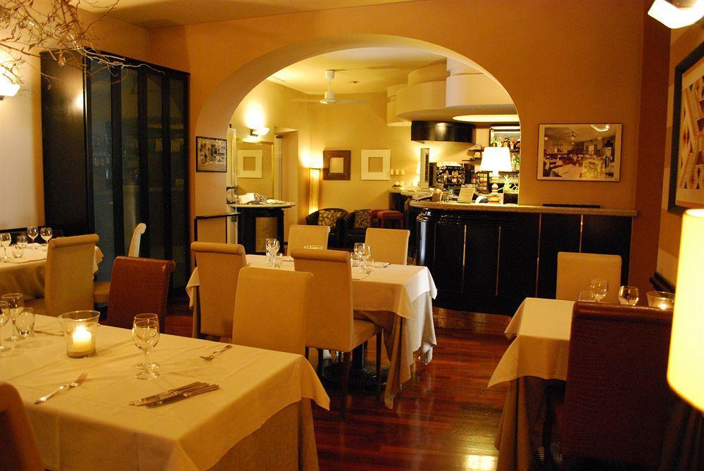 Albergo Giardino 케르노비오 외부 사진