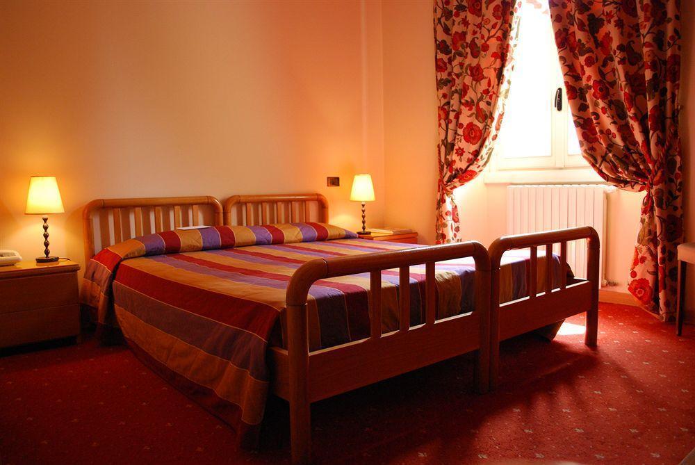Albergo Giardino 케르노비오 외부 사진
