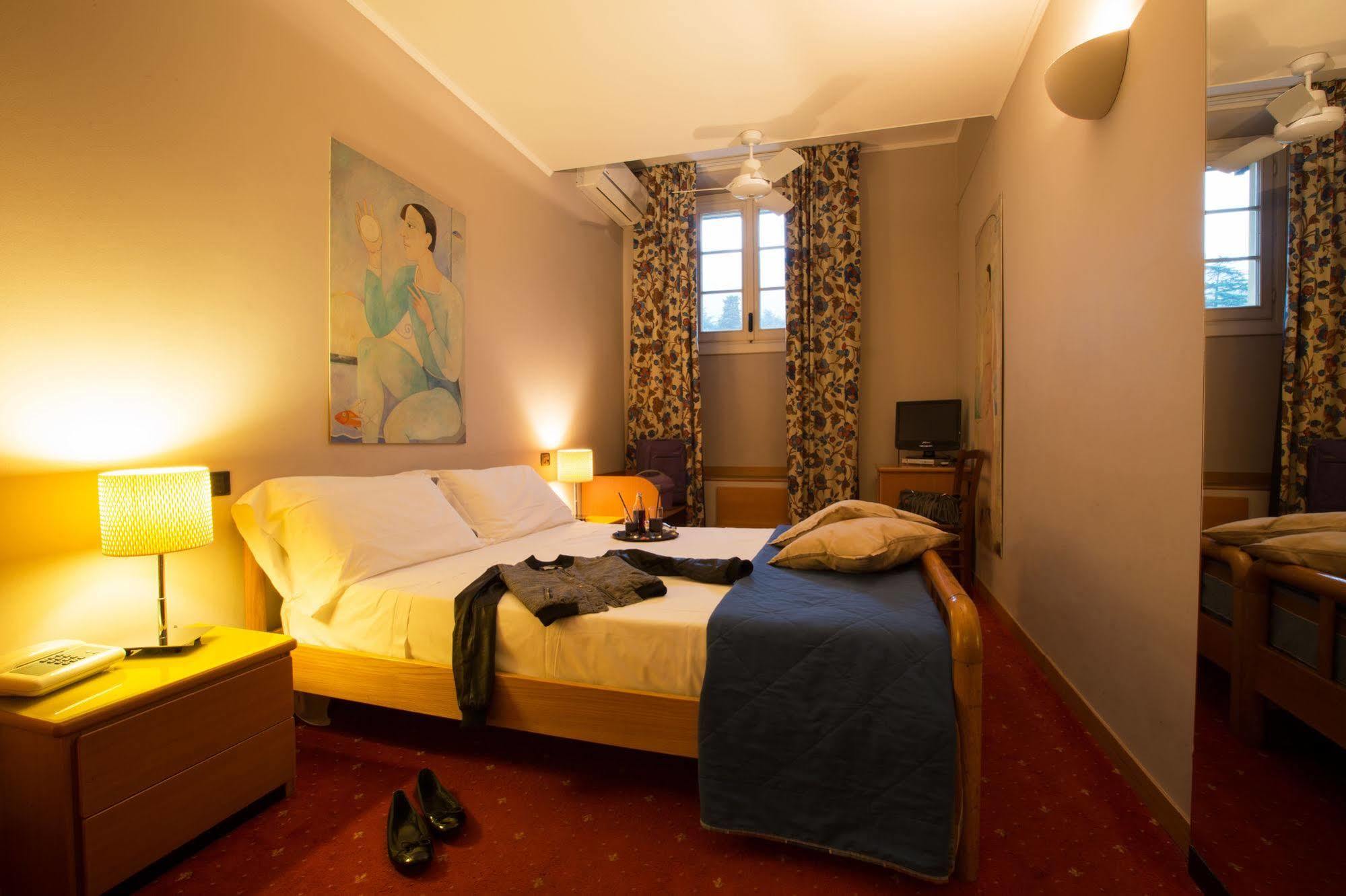 Albergo Giardino 케르노비오 외부 사진