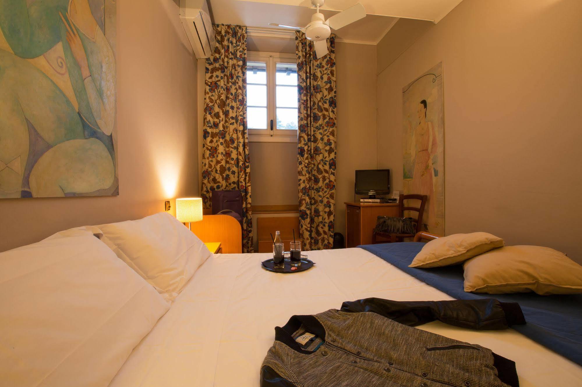 Albergo Giardino 케르노비오 외부 사진