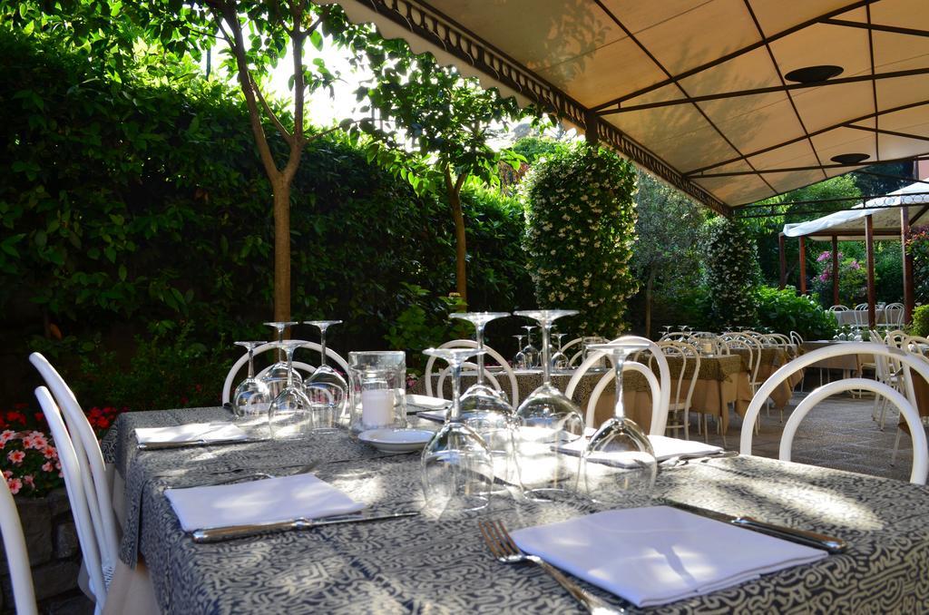 Albergo Giardino 케르노비오 외부 사진