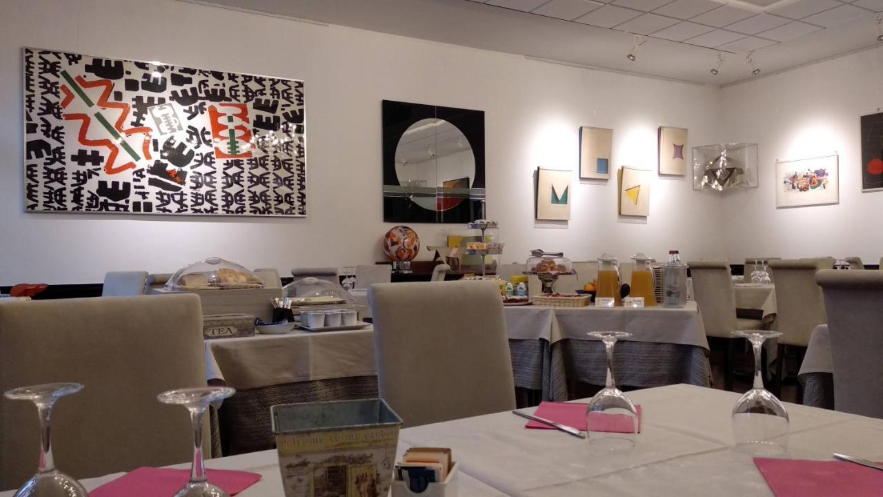 Albergo Giardino 케르노비오 외부 사진